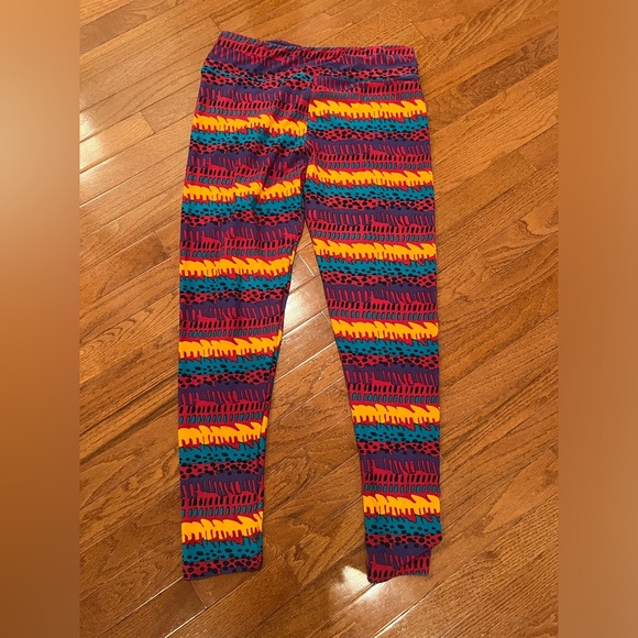 LulaRoe Tall & Curvy leggings FUN summer print New - Picture 2 of 4